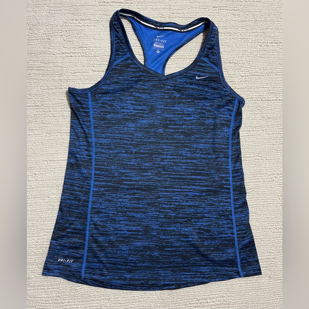 5 Tank tops. Lululemon/Nike/Athleta/Ideology/Moving Comfort. Size Medium. GUC - Picture 5 of 6